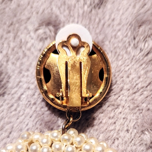 Vintage 1988 Avon Faux Pearl Beaded Necklace & Earrings Set - Picture 6 of 9